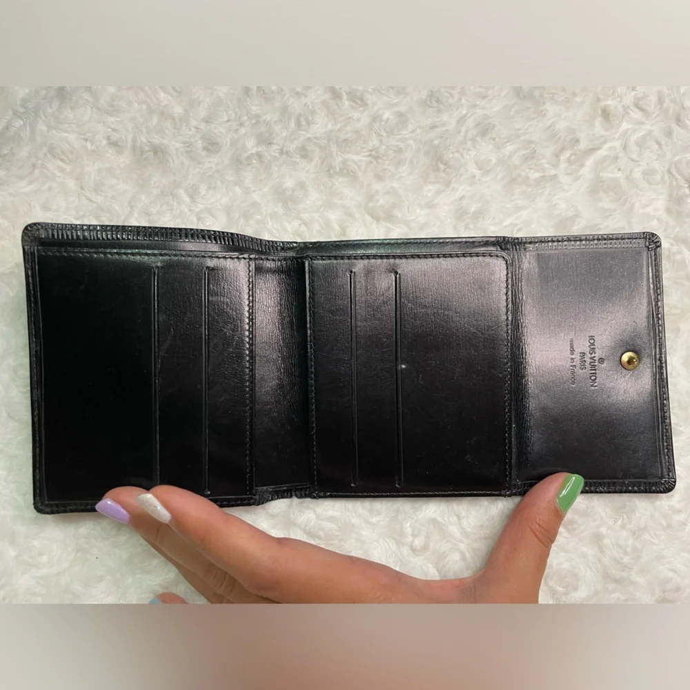 Louis Vuitton Black Epi Elise Trifold Wallet 🖤 - Picture 14 of 17